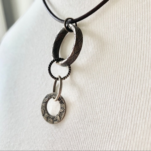 Cord Silver Circle Dangly Necklace - Picture 5 of 7